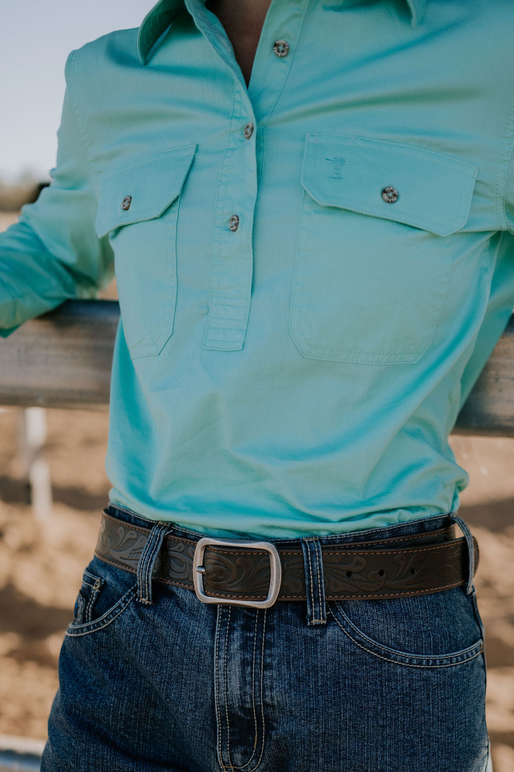 Pilbara Women's Closed Front Long Sleeve Shirt