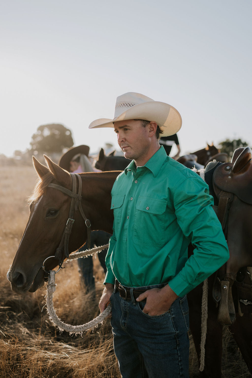 Pilbara Men's Closed Front Long Sleeve Shirt