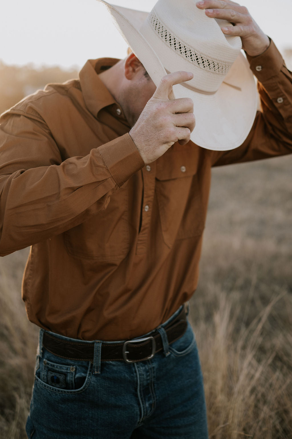 Pilbara Men's Closed Front Long Sleeve Shirt