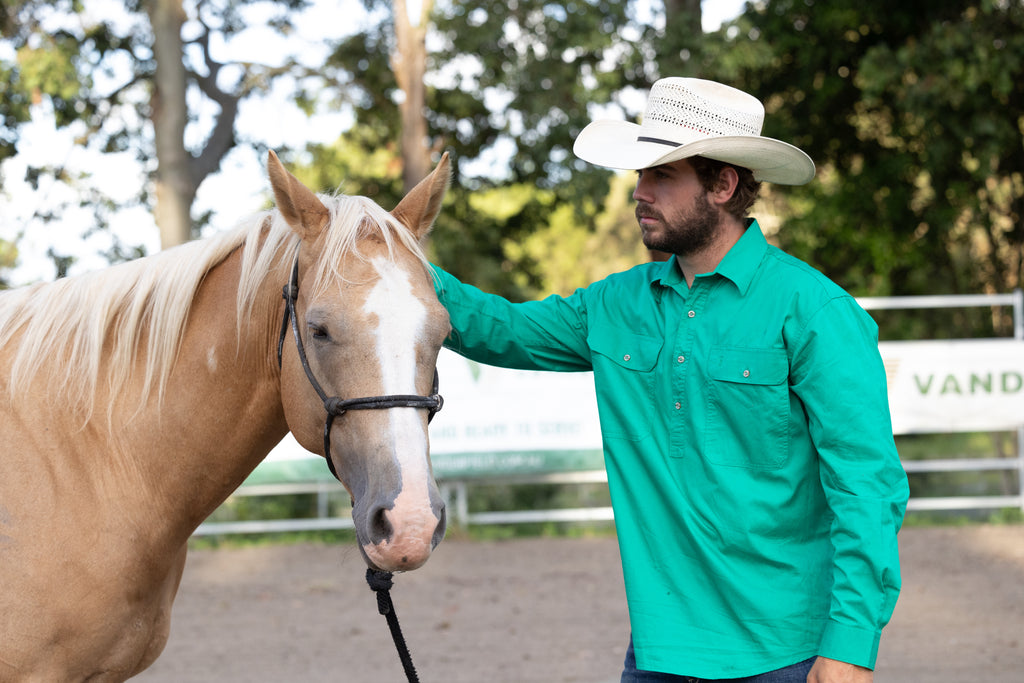 Pilbara Men's Closed Front Long Sleeve Shirt